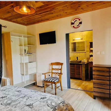 Chambres Et Tables D'Hote Du Voyageur La Plaine-des-Palmistes Esterno foto