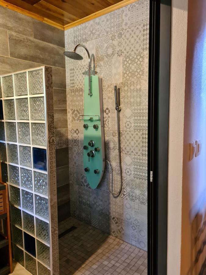Chambres Et Tables D'Hote Du Voyageur La Plaine-des-Palmistes Esterno foto