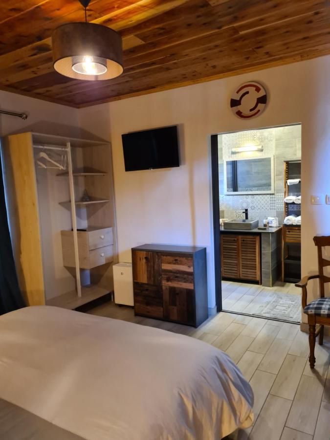 Chambres Et Tables D'Hote Du Voyageur La Plaine-des-Palmistes Esterno foto