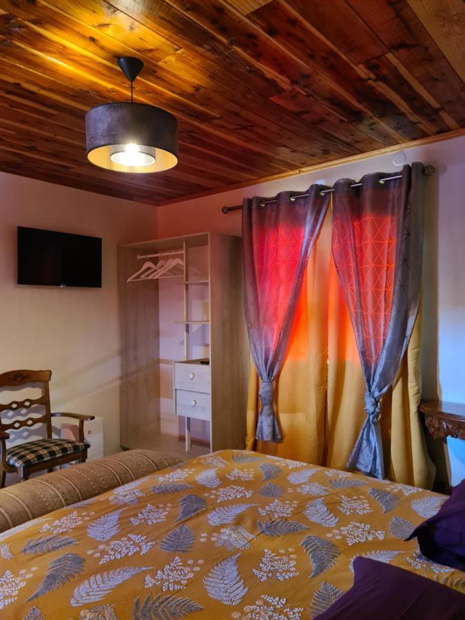 Chambres Et Tables D'Hote Du Voyageur La Plaine-des-Palmistes Esterno foto