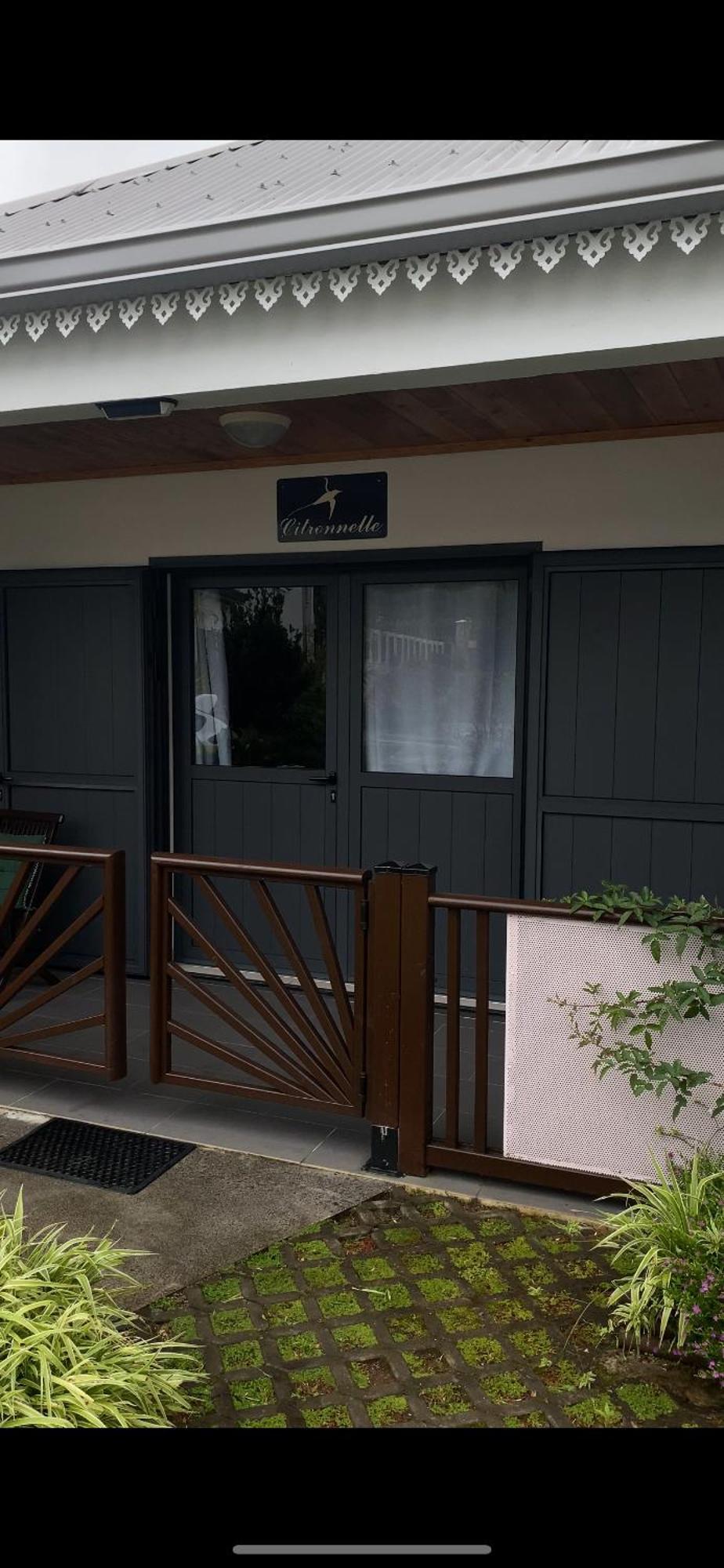 Chambres Et Tables D'Hote Du Voyageur La Plaine-des-Palmistes Esterno foto