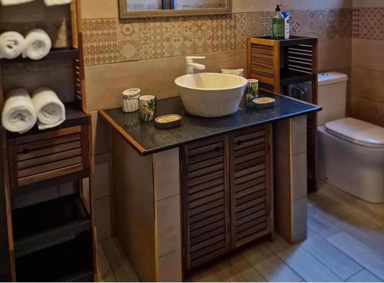 Chambres Et Tables D'Hote Du Voyageur La Plaine-des-Palmistes Esterno foto